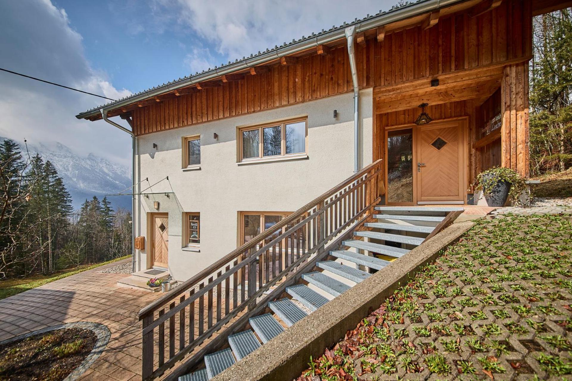 Waldharmonie - Chalet & Apartments Bad Goisern Esterno foto